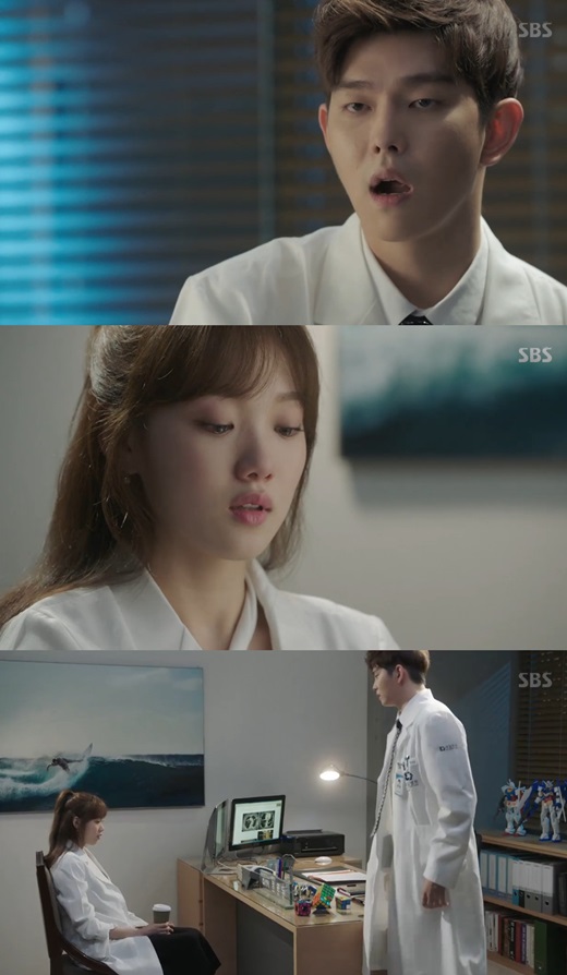 "doctors" 尹均相 拒绝 李圣经的告白 "喜欢 朴信惠"